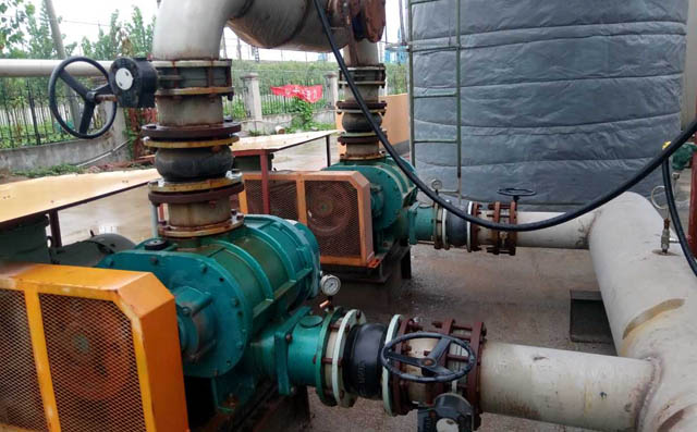 章丘91成人免费版汙(wū)水(shuǐ)曝氣(qì)羅茨風機用於(yú)瑞祥(xiáng)生物廠 章丘91成人免费版汙水曝氣羅茨風機用於瑞祥生物廠