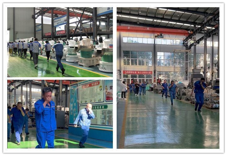 進行消防應(yīng)急疏散演練。 進行(háng)消防應急疏散(sàn)演練。