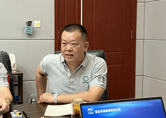 大家一起對行業案例進(jìn)行分析,討論行業(yè)開發的策略,旨在深入了解客(kè)戶需求後,給不同行業客戶提供專業解決方案,與客戶一起成長。 大家(jiā)一起對行業案例進行分析,討論行業開發的策略,旨在深入了解客戶需求後,給不同行業客戶提供專業解決方案(àn),與客(kè)戶一起成長。